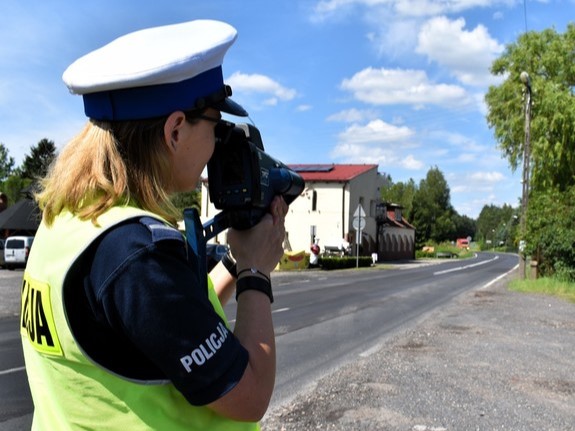 kontrola prędkości policja detal - KPP w Złotowie