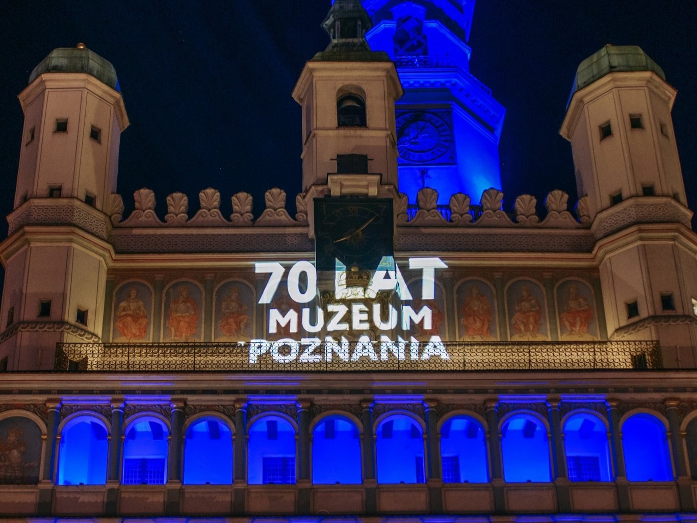 nowe iluminacje ratusz poznań - Miasto Poznań