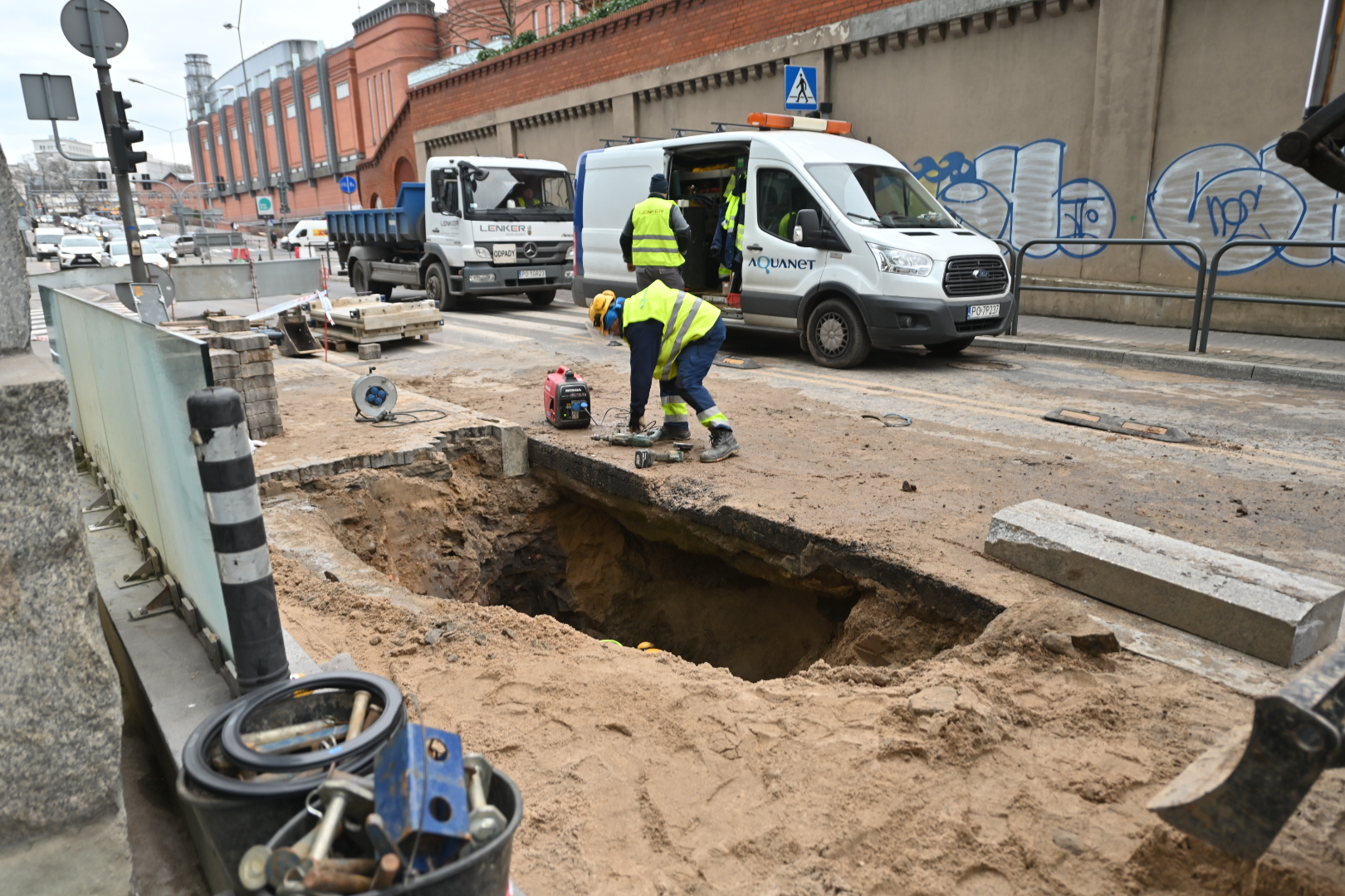 awaria wodociągi aquanet rura uwaga - Wojtek Wardejn - Radio Poznań