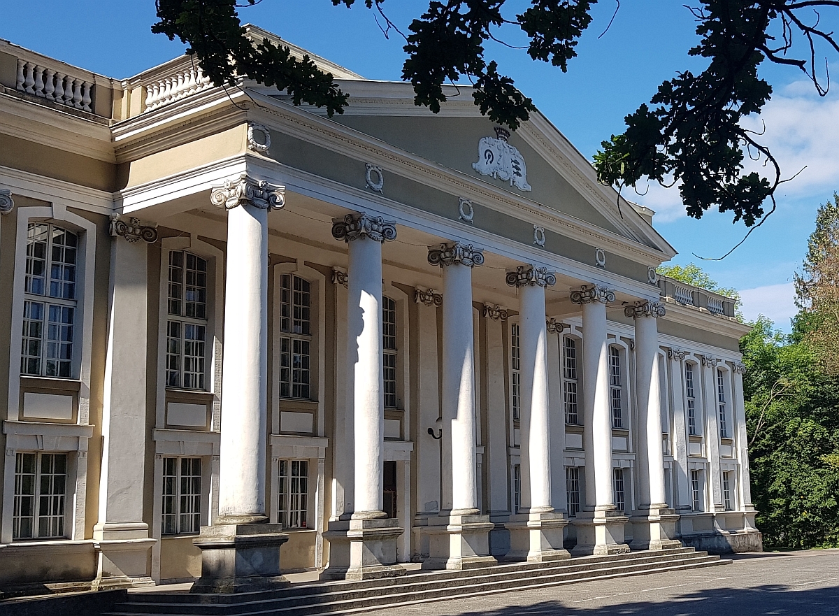 pałac w wolsztynie - Urząd Miejski w Wolsztynie