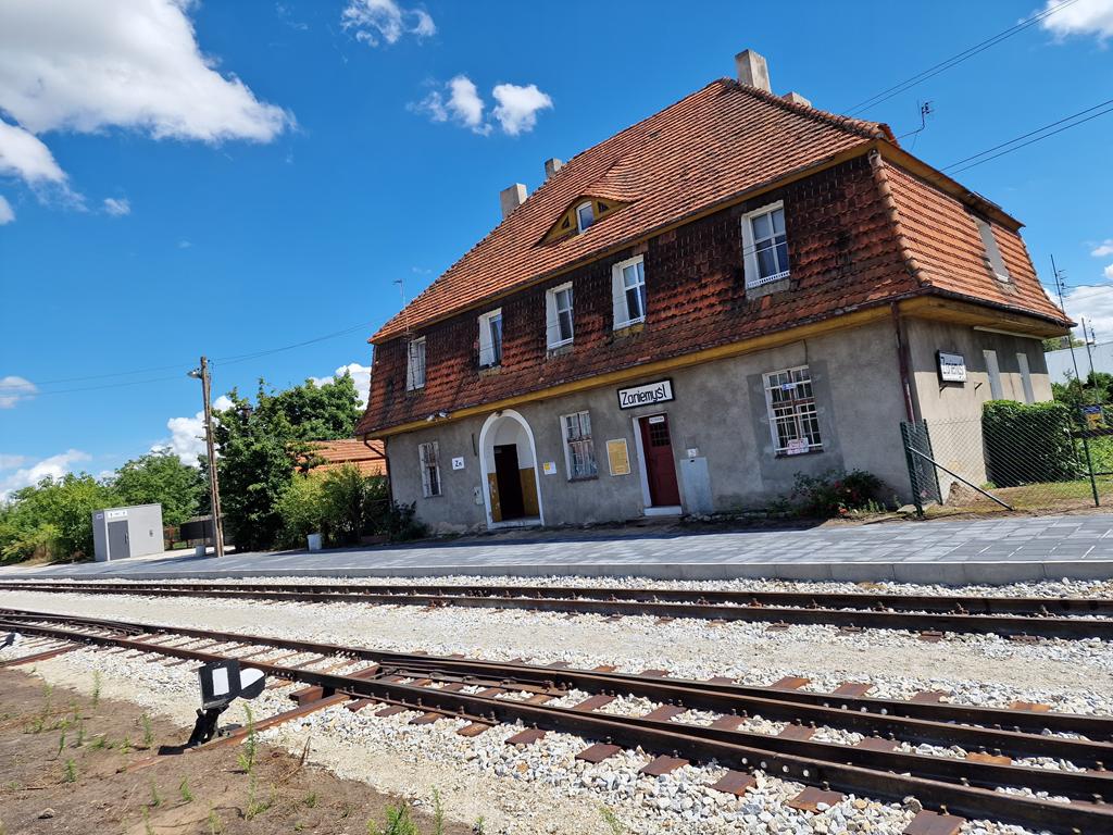 Zaniemyśl dworzec - Grzegorz Ługawiak - Radio Poznań