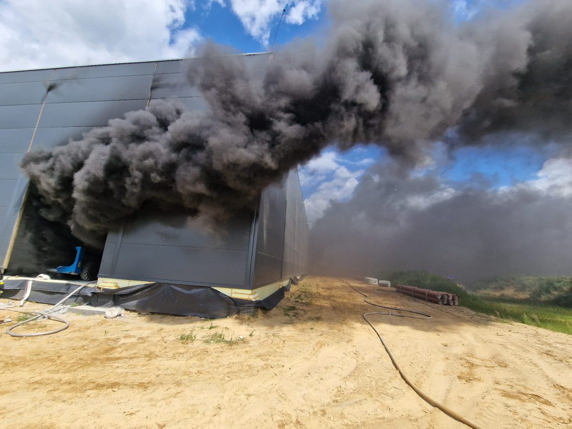 pożar hala gola - KW PSP Poznań