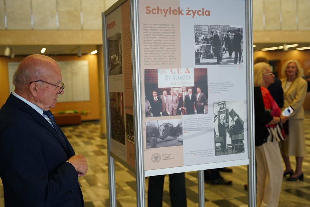 1-1185809 - Organizator