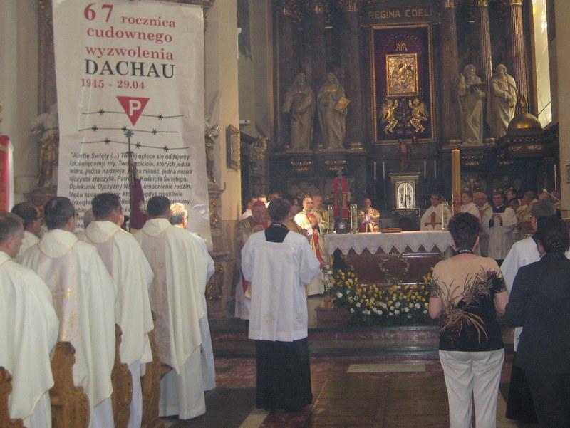 Dachau - obchody rocznicy wyzwolenia - Danuta Synkiewicz