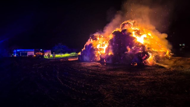 pożar stogi krobia ogień - mł. asp. Arkadiusz Skrzypczak