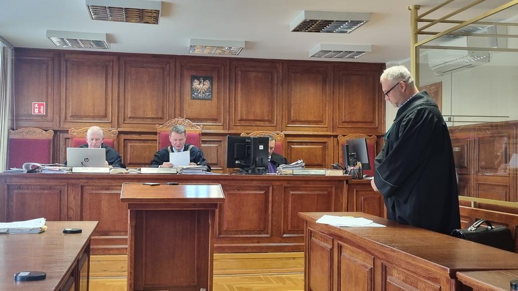 Kablem od ładowarki chciał udusić brata łukasz D - Magdalena Konieczna  - Radio Poznań