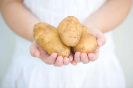 Ziemniaki na dłoniach - PPZ Trzemeszno