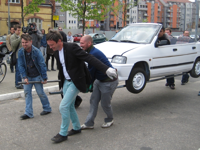 Tico lektyka - happening - Jacek Butlewski