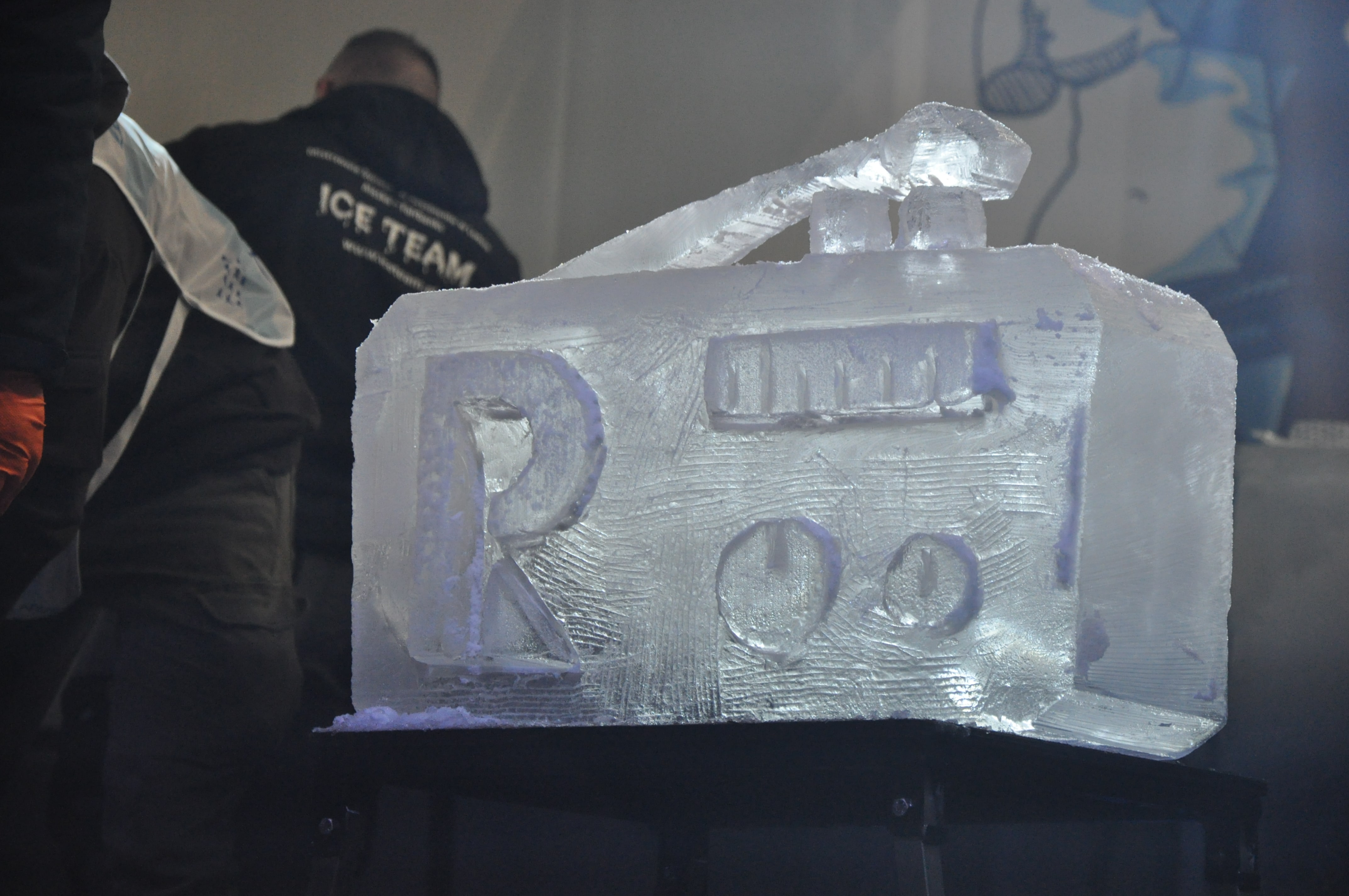 ice festival radiowe logo radio poznań - Eliza Hajdenrajch