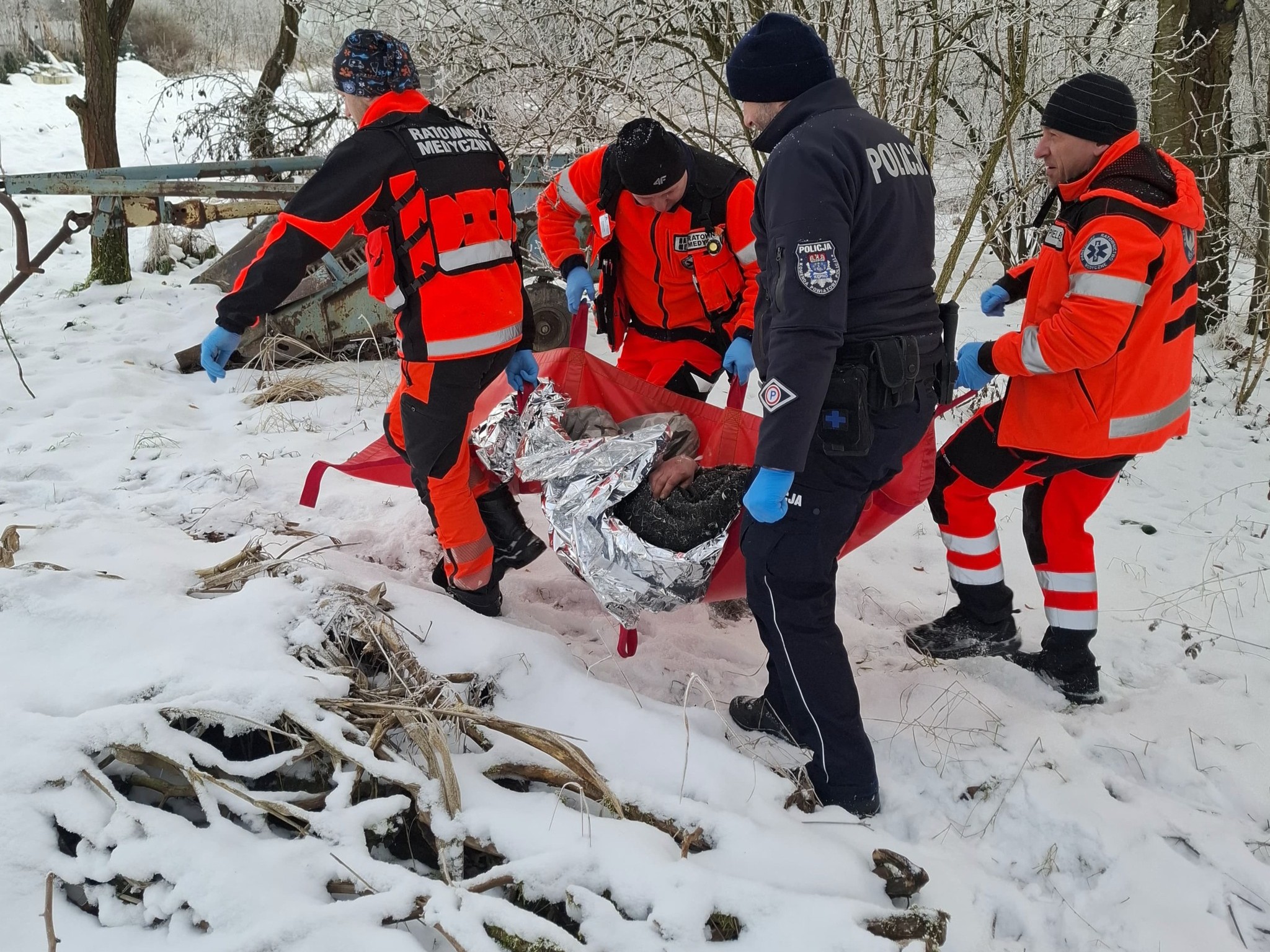 bezdomny zamarzał - Policja Kępno