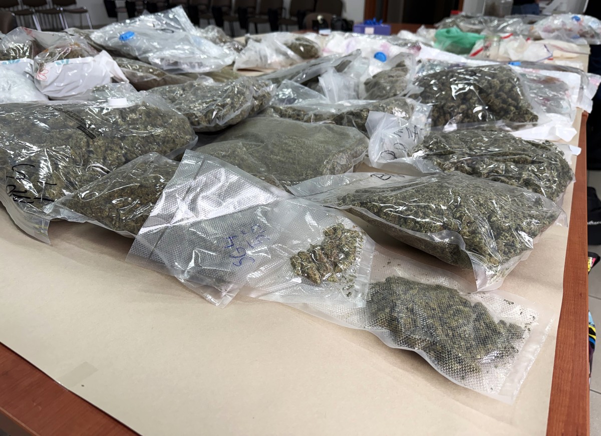 Przechwycili 65kg narkotyków. Cztery osoby zatrzymane