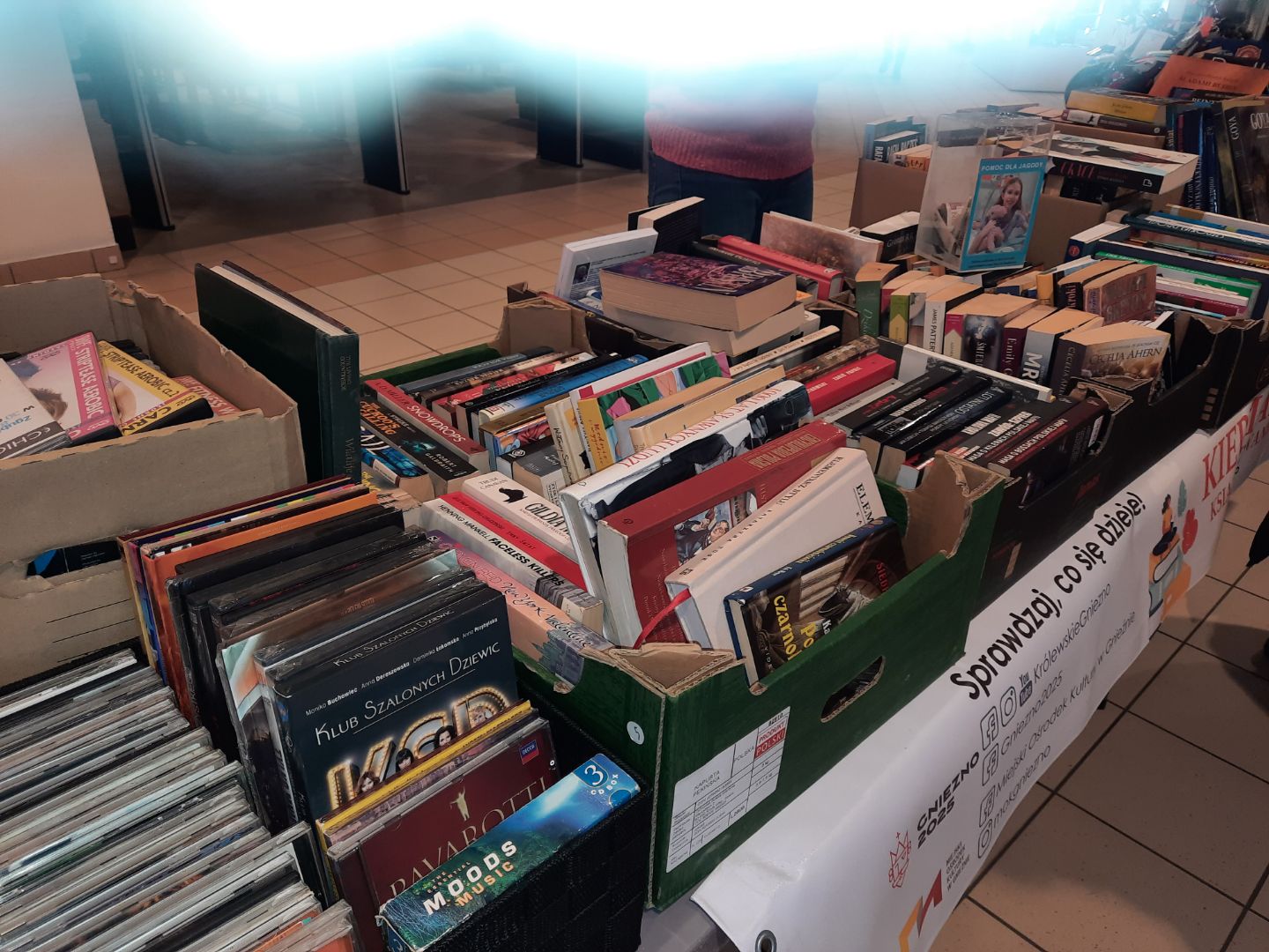Książki, które pomagają. Kiermasz w Gnieźnie wsparciem dla lokalnych inicjatyw