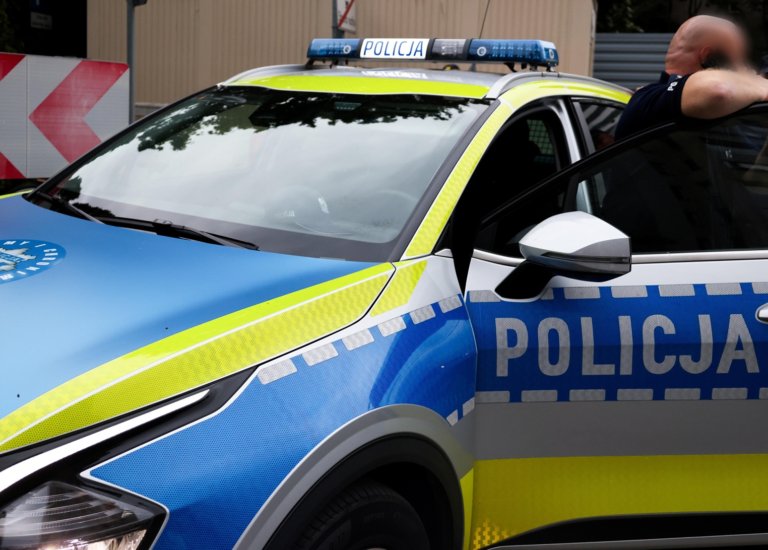 Chaos w centrum Poznania! Tramwaje zmieniają trasę po wypadku z radiowozem