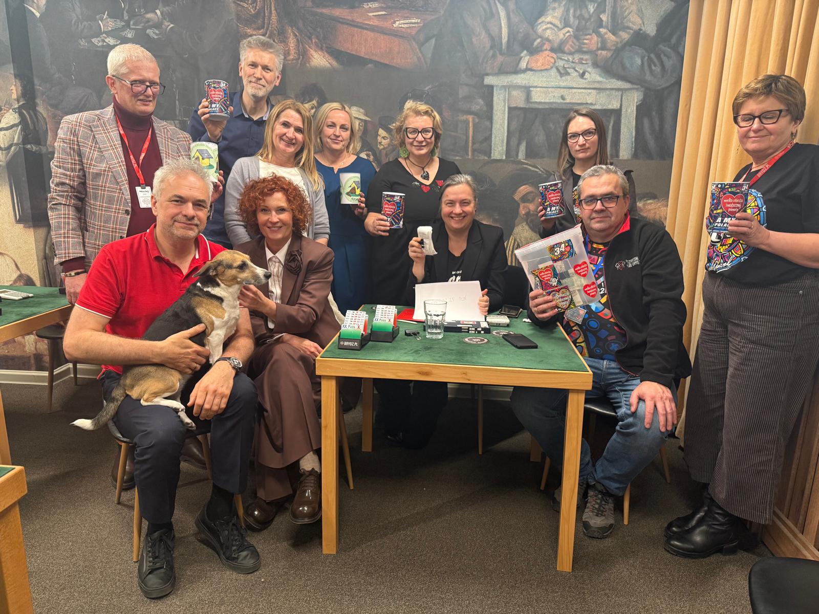 Grając w brydża zebrali 30 tysięcy złotych na WOŚP i schronisko w Poznaniu