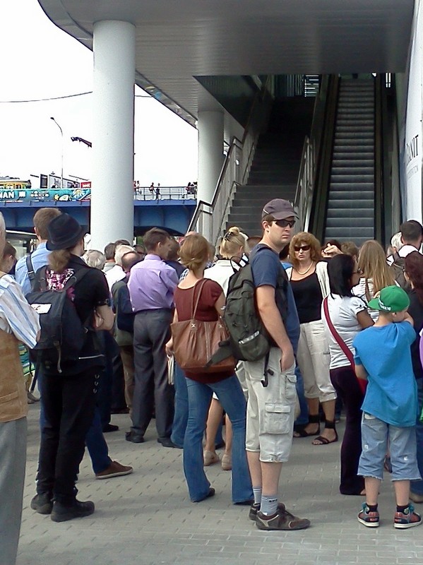 nowy_dworzec_pasazerowie