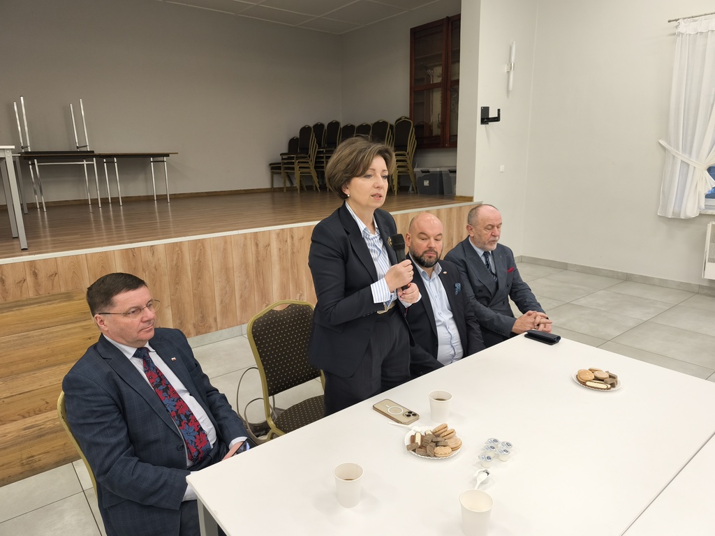 Marlena Maląg w Nowym Belęcinie: umowa UE z Indiami zagrożeniem dla Polski i Europy