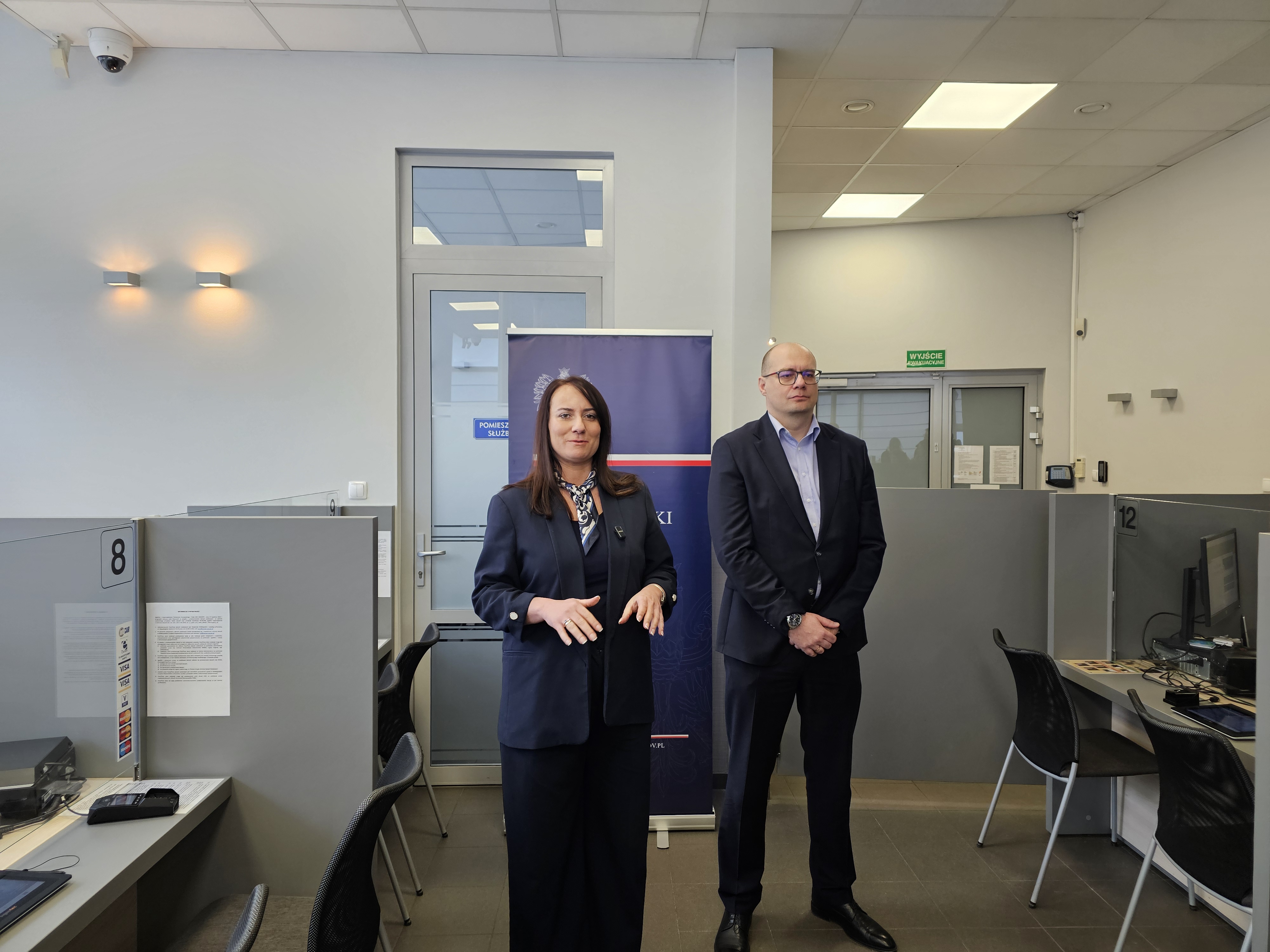 Urzędnicy zachęcają - wyrób paszport przed feriami!