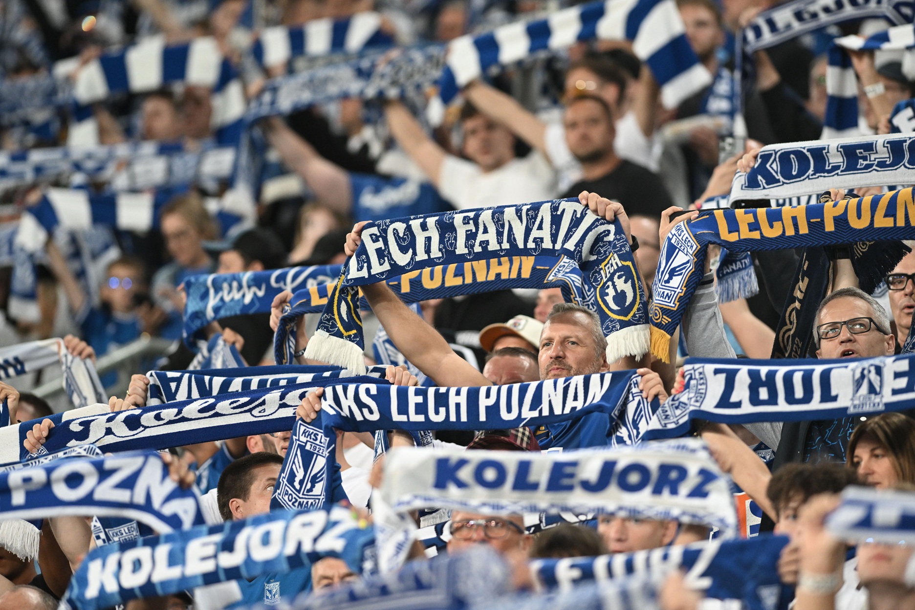 kibice lecha - Jakub Kaczmarczyk - PAP