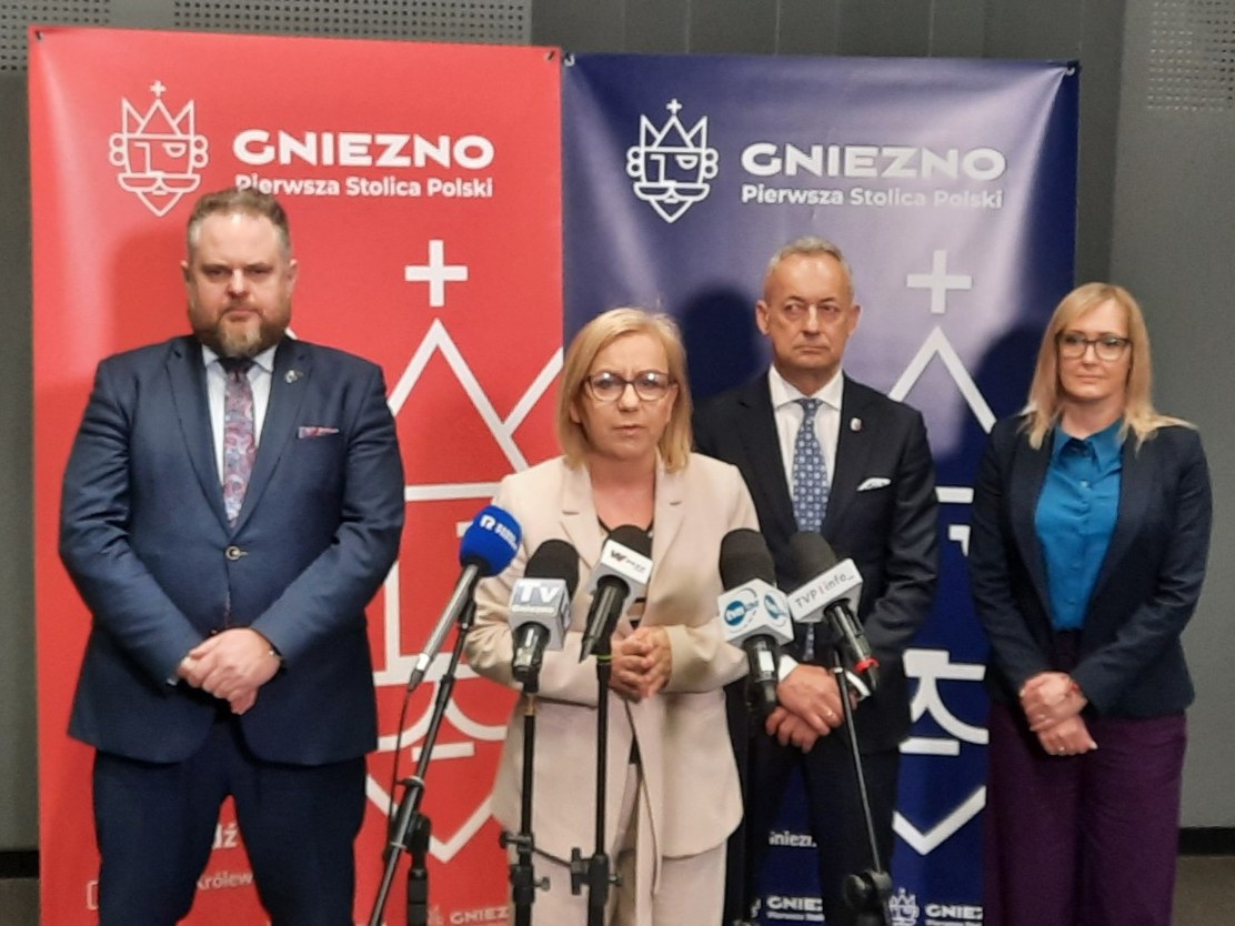 hennig kloska gniezno konferencja - Rafał Muniak