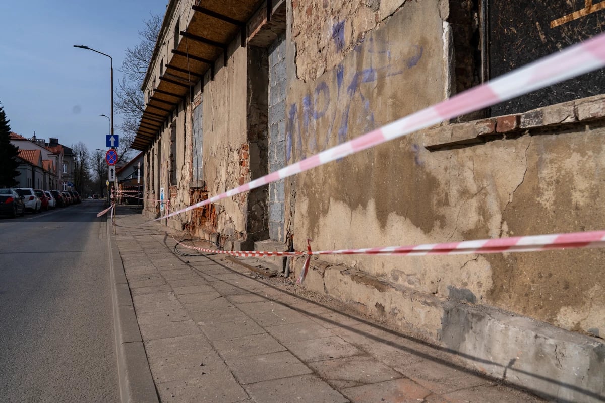 konin urbanowska zniszczony budynek - Michalina Maciaszek - Radio Poznań