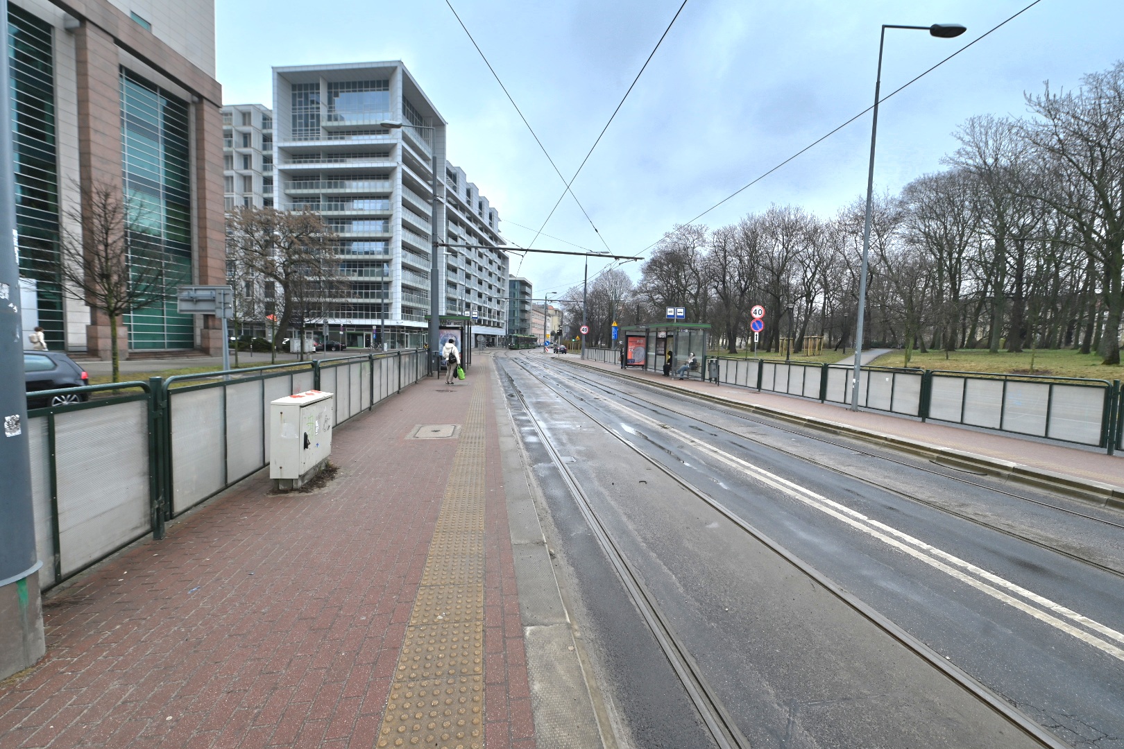 poznań główny przystanek - Wojtek Wardejn - Radio Poznań