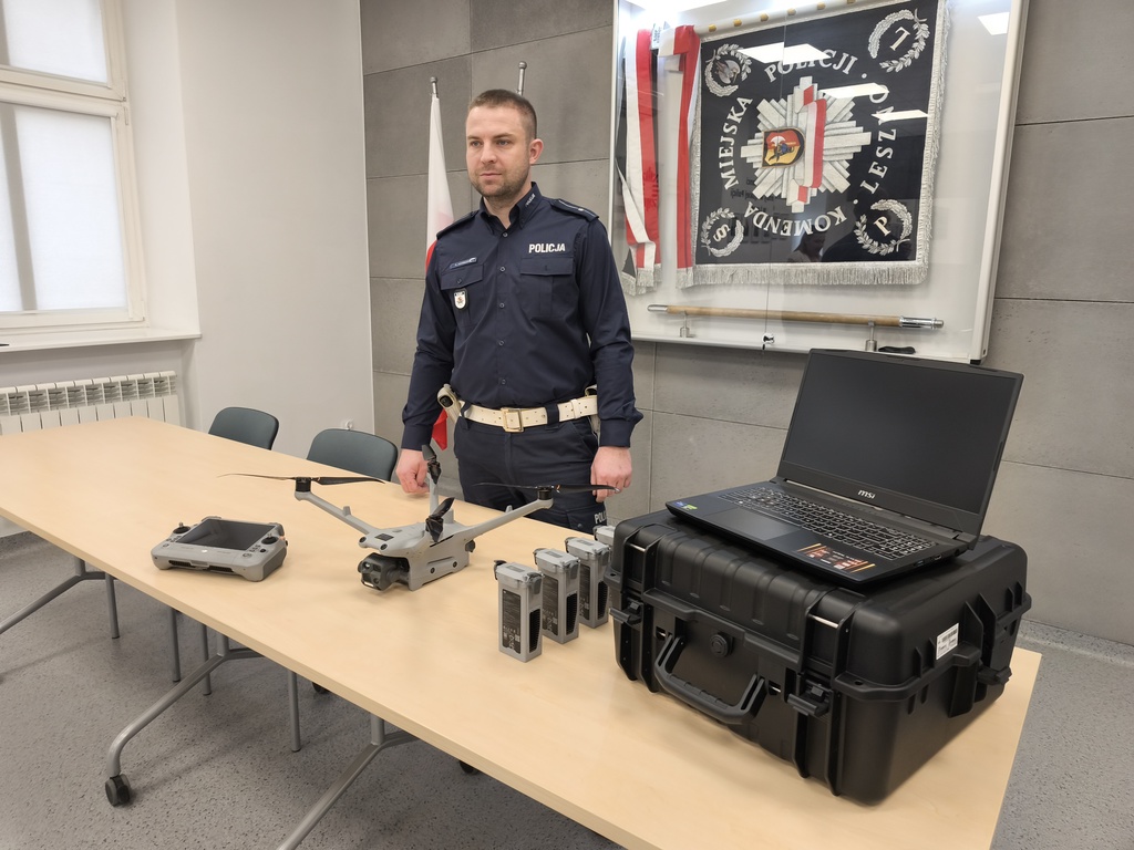 leszno policja dron - Bartłomiej Klupś - Radio Poznań