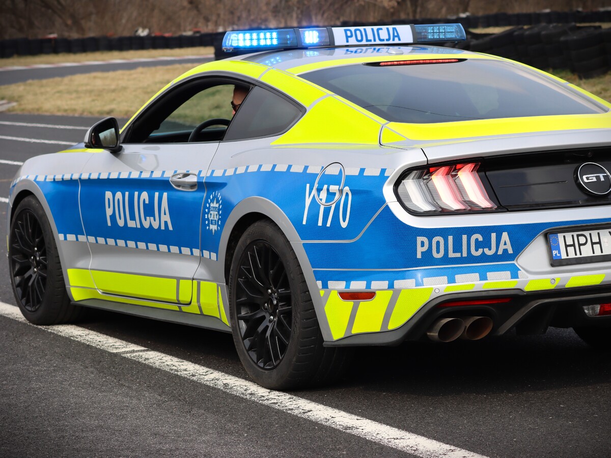 mustang - mazowiecka.policja.gov.pl
