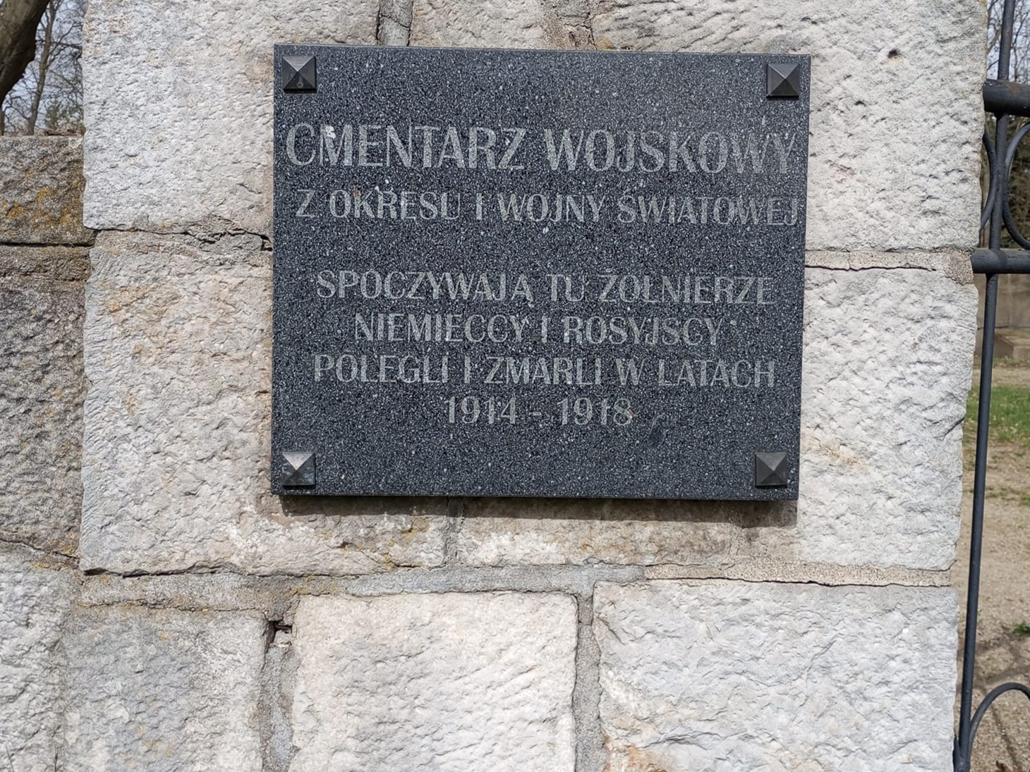 cmentarz wojskowy szpitalna konin