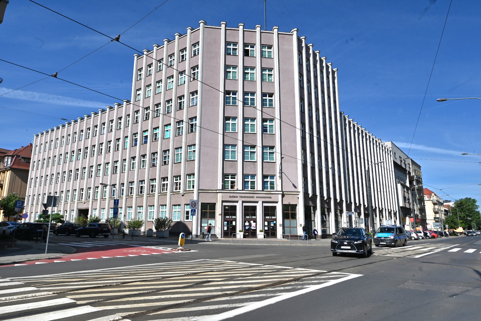 Zakład Ubezpieczeń Społecznych ZUS - Wojtek Wardejn - Radio Poznań