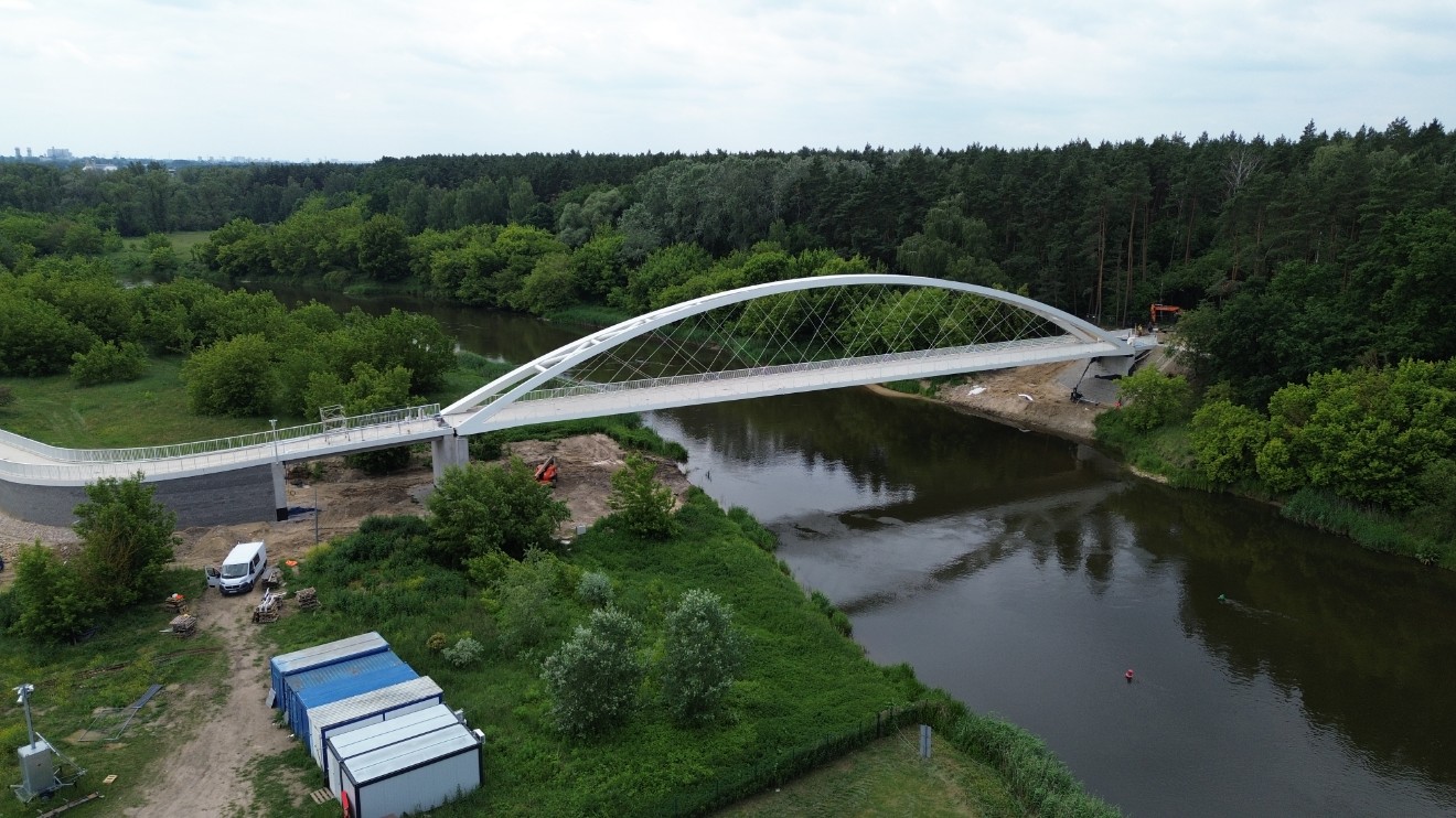 kładka czerwonak dron - Wojtek Wardejn  - Radio Poznań