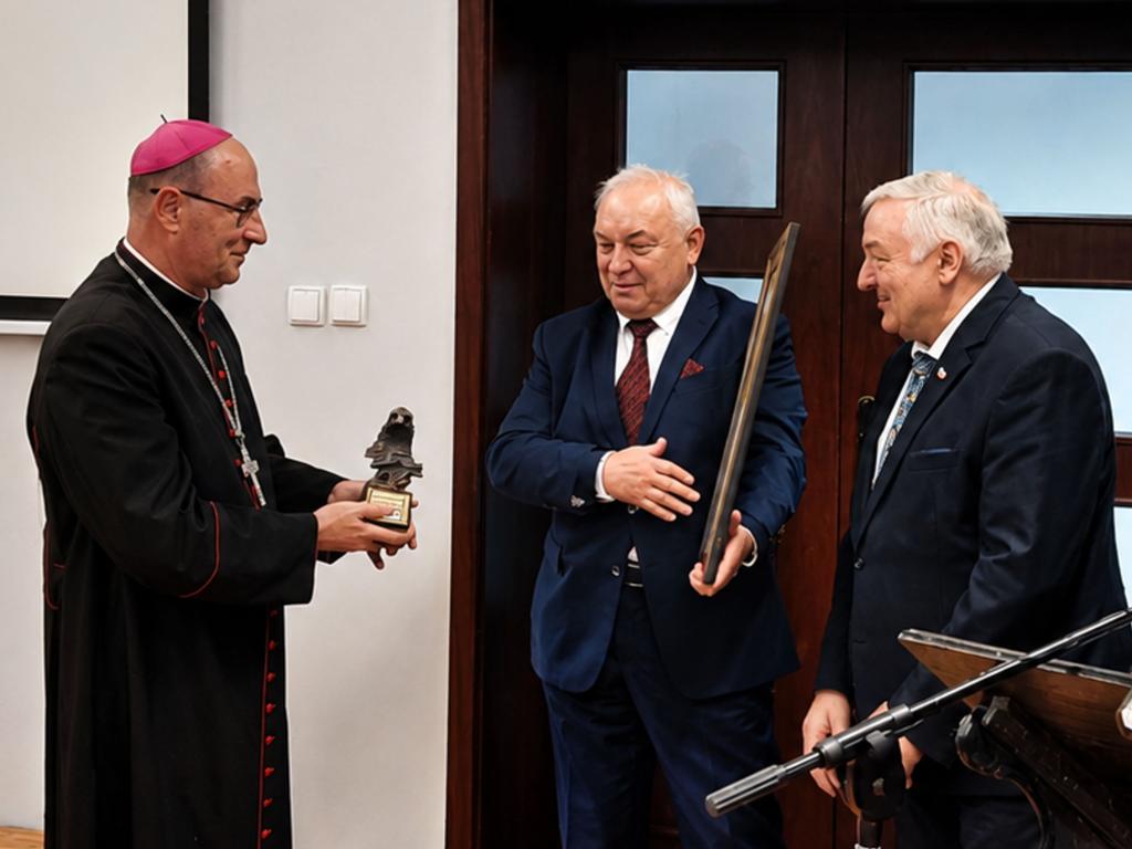 Polak statuetka orzeł - Rafał Muniak - Radio Poznań