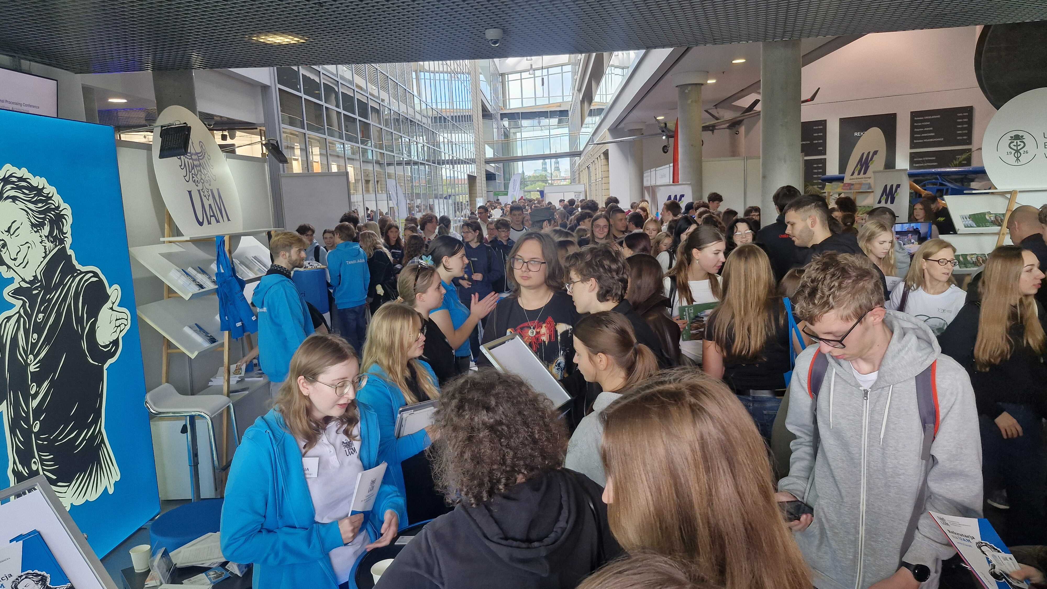 salon maturzystów politechnika  - Kacper Lawiński  - Radio Poznań