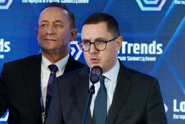 miłosz motyka na local trends - Maciej Trzciński
