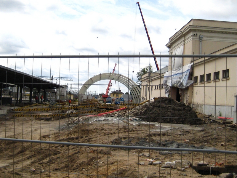 Przedłużenie PST - wiata przesiadkowa - Adam Michalkiewicz