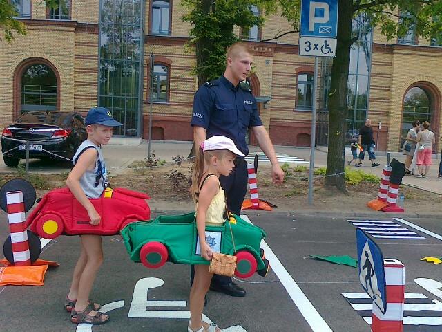 policja komenda dzieci - Wojciech Chmielewski