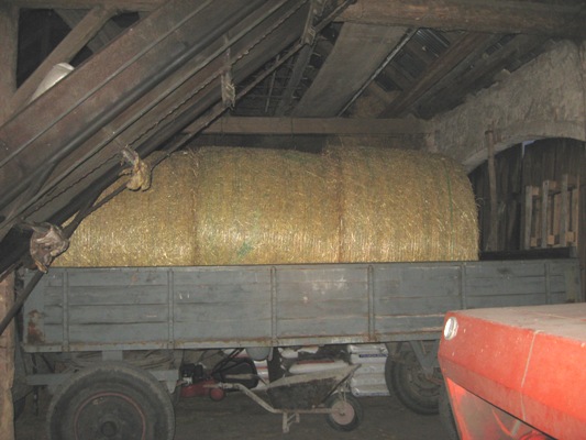 Baloty słomy - skradzione - Policja/Jarocin