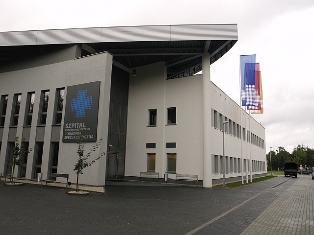 Przychodnia w Ostrowie - Jarosław Wardawy