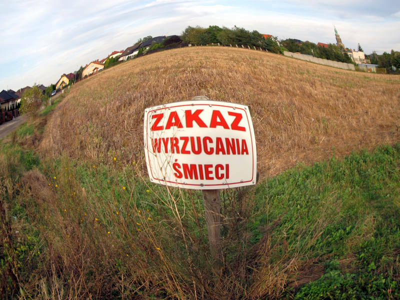 nie wyrzucać śmieci 1 - TomFoto