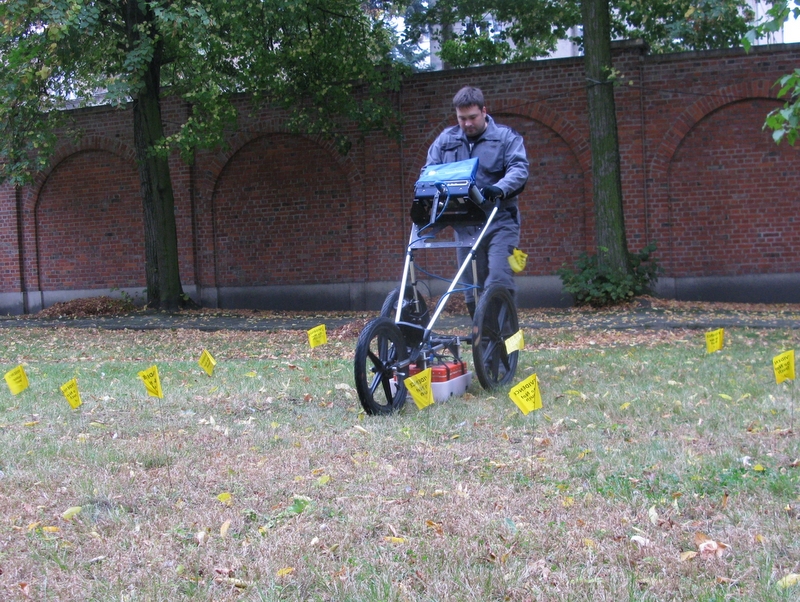 Poszukiwania georadarem, IPN, zbrodnie, pochówek - Szymon Mazur