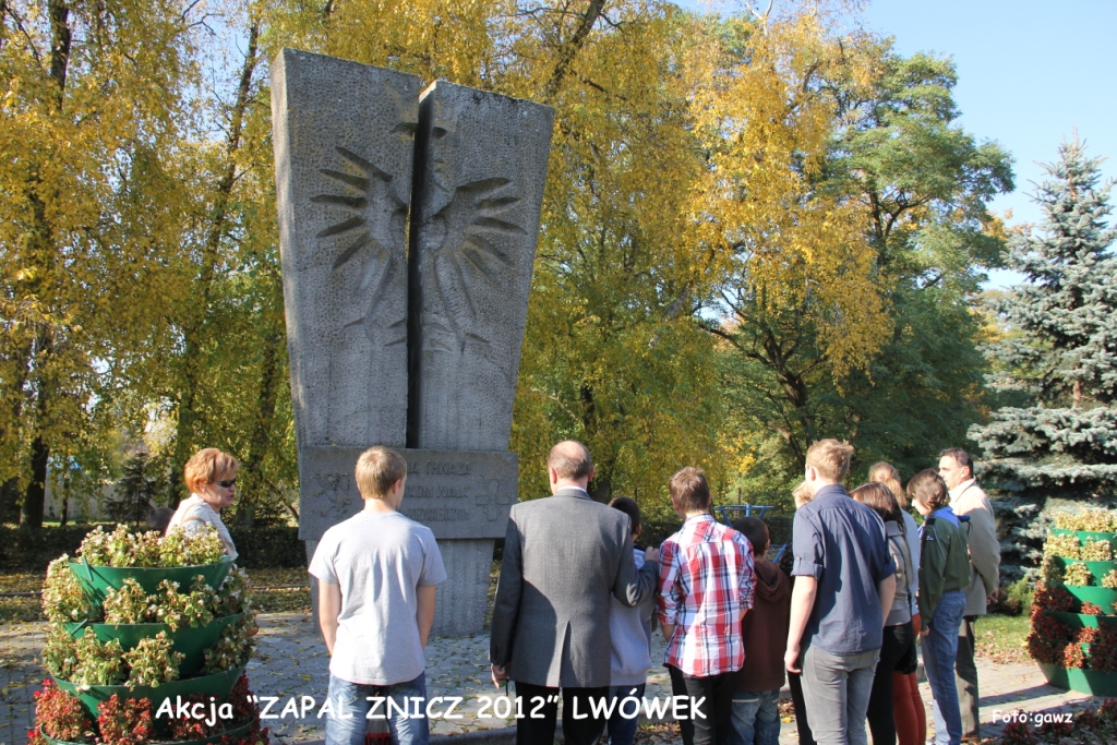 Zapal Znicz Pamięci 2012 w Lwówku