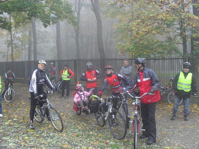 Zapal Znicz Pamięci 2012 za parkiem w Koninie 