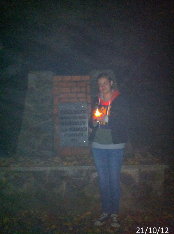 Zapal Znicz Pamięci 2012 -pomnik na Dalkach w Gnieźnie