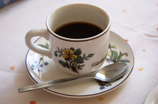 Kawa w filiżance - Daniel Bauer - CC Flickr