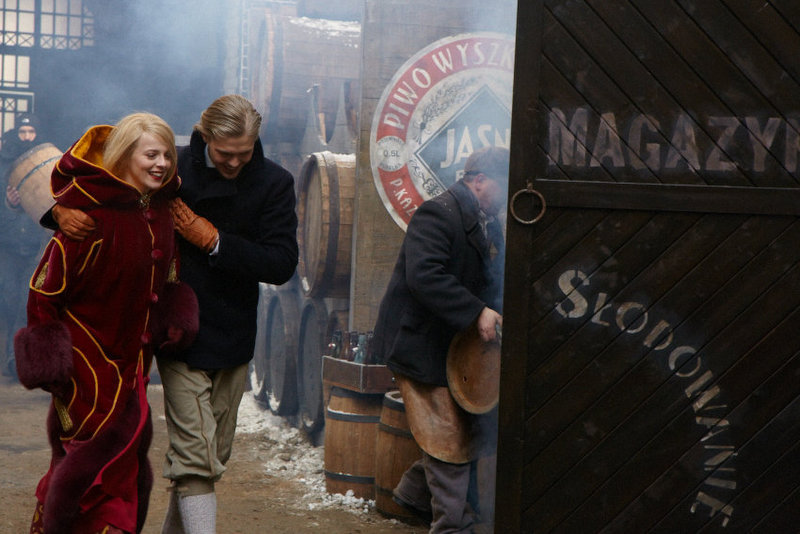 Kręcą Hiszpankę - Woźna -  Jacek Piotrowski 