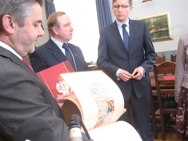 Statut Kaliski do Biblioteki - Danuta Synkiewicz