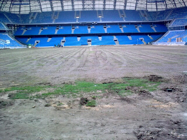 Stadion Miejski bez murawy - Grzegorz Hałasik