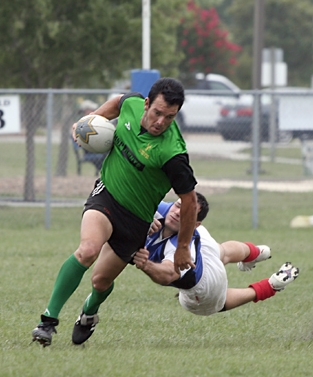 Rugby_tackle_cropped - Wikipedia