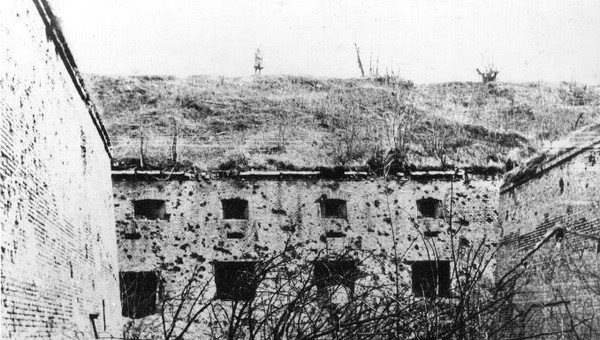 Cytadela po walkach w 1945 - Festung Posen 1945