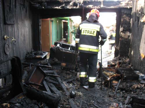 Pożar Kobylec - dwie ofiary - Straż Pożarna Poznań