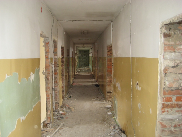 Rozbiórka baraku odd. dziecięcy - Rafał Regulski